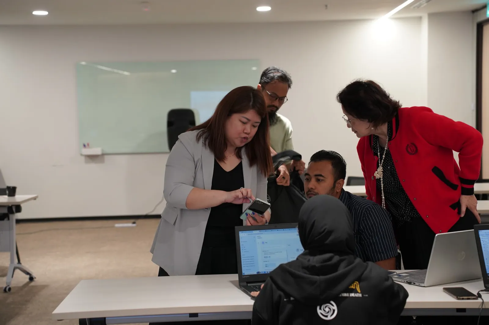 Ashley coaching participants one to one